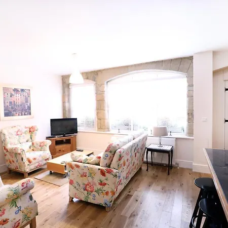 Stable Apartment